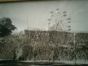 天守台と観覧車